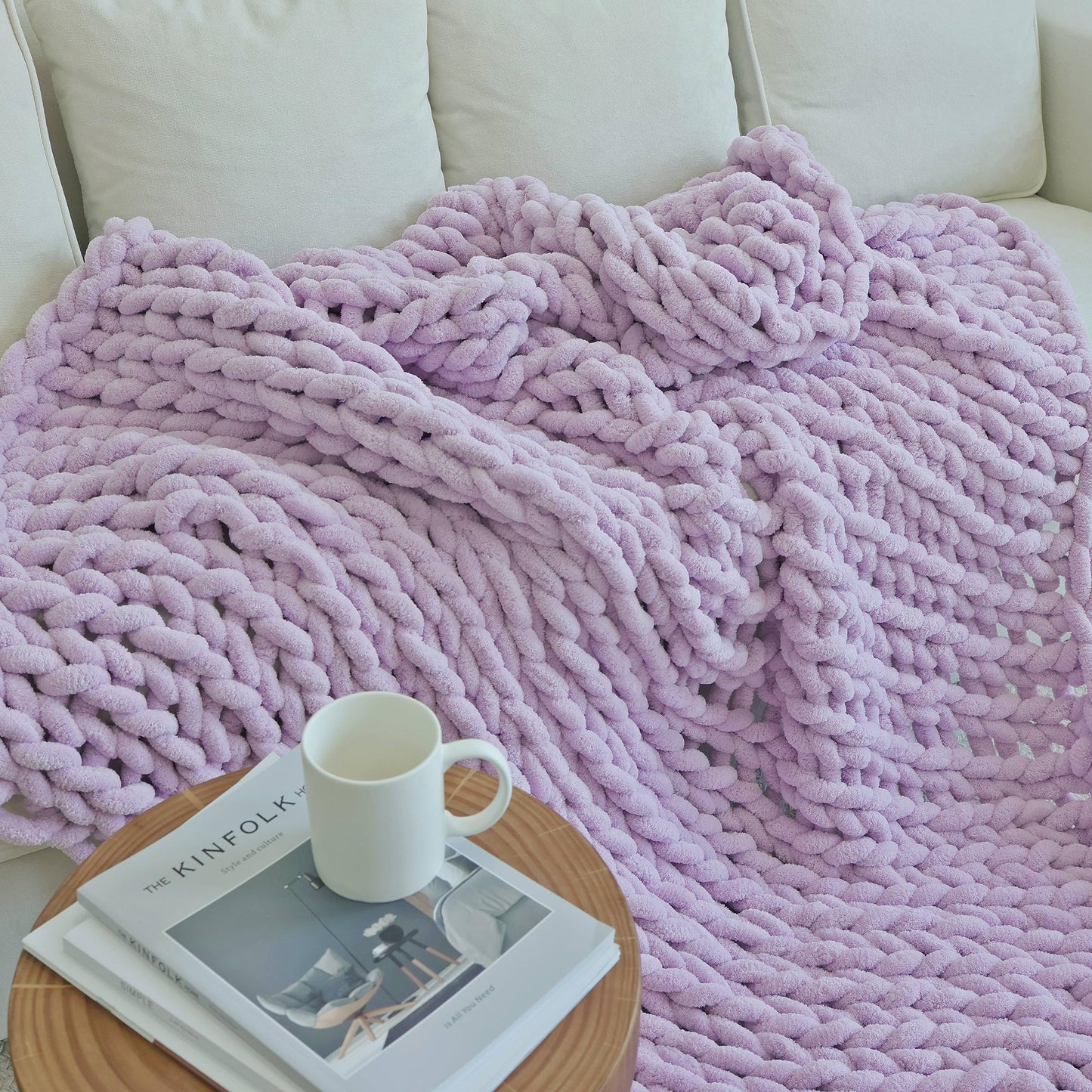 Maetoow Chenille Chunky Knit Blanket Throw （40×50 Inch）, Handmade Warm & Cozy Blanket Couch, Bed, Home Decor, Soft Breathable Fleece Banket, Christmas Thick and Giant Yarn Throws, Purple